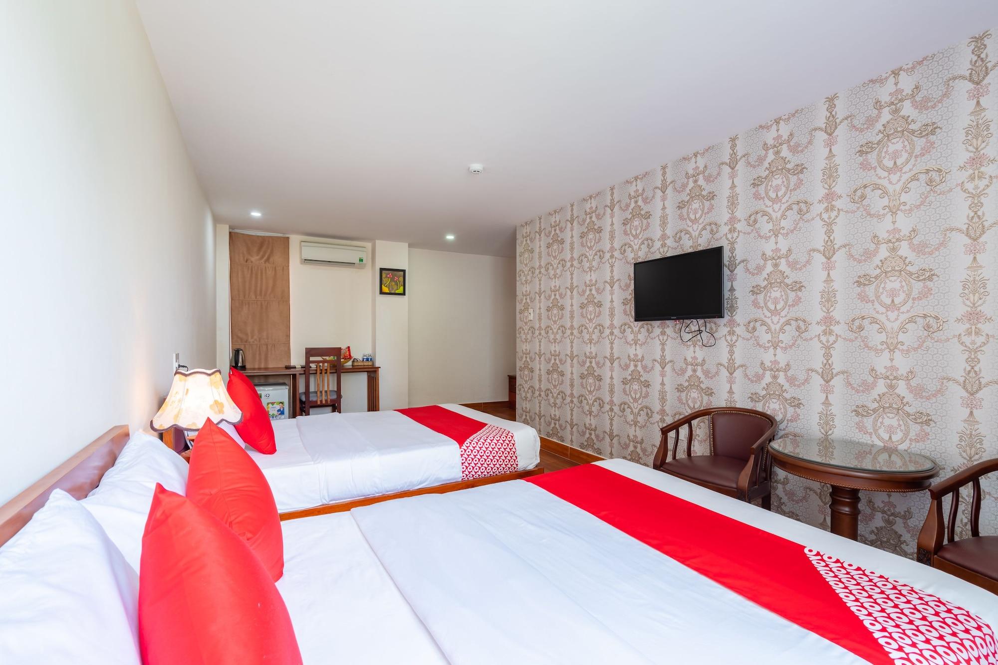 Oyo 236 Hoa Mai Boutique Hotel Дананг Екстериор снимка