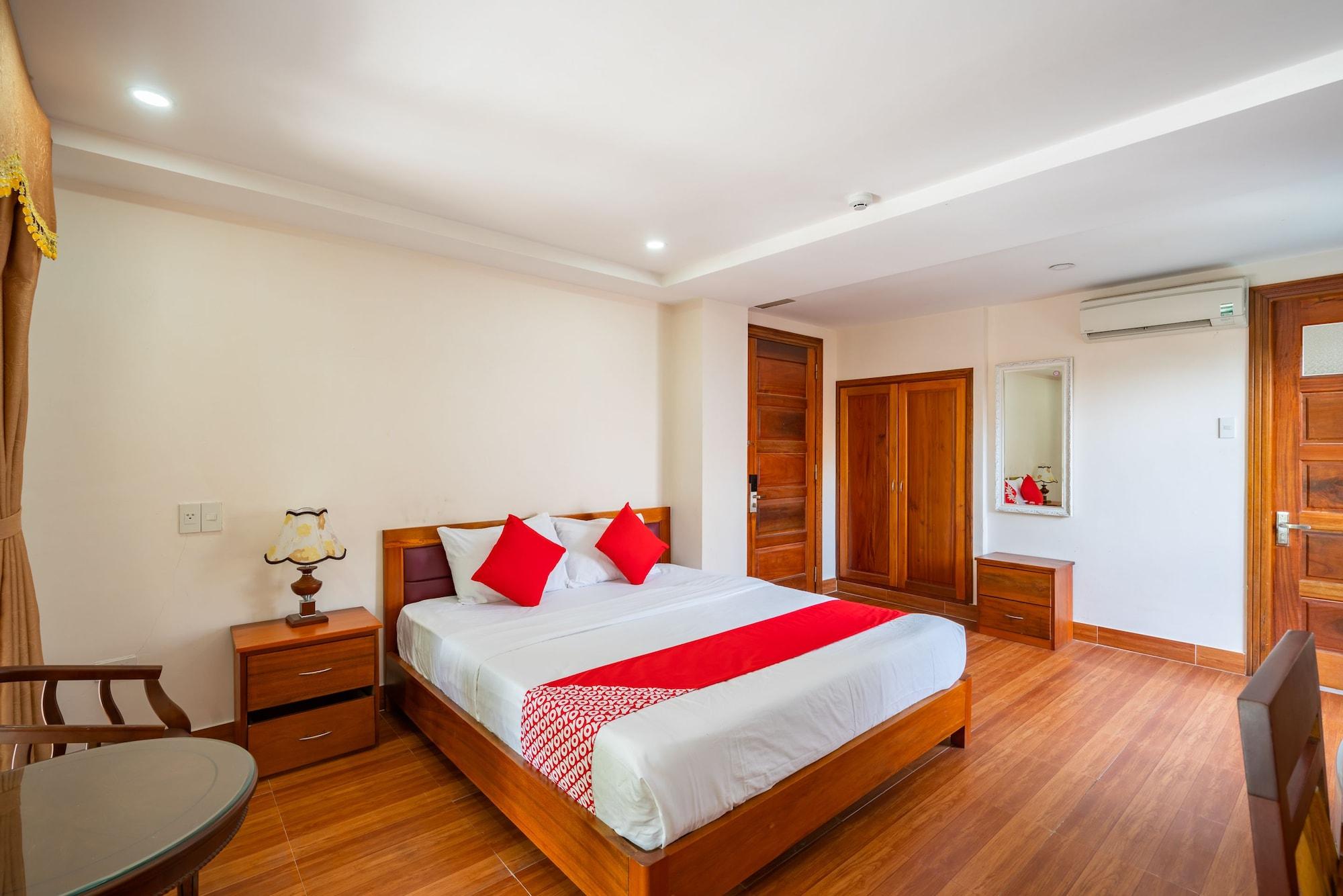 Oyo 236 Hoa Mai Boutique Hotel Дананг Екстериор снимка