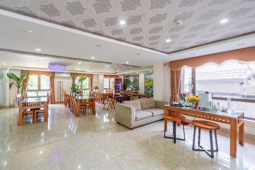 Oyo 236 Hoa Mai Boutique Hotel Дананг Екстериор снимка