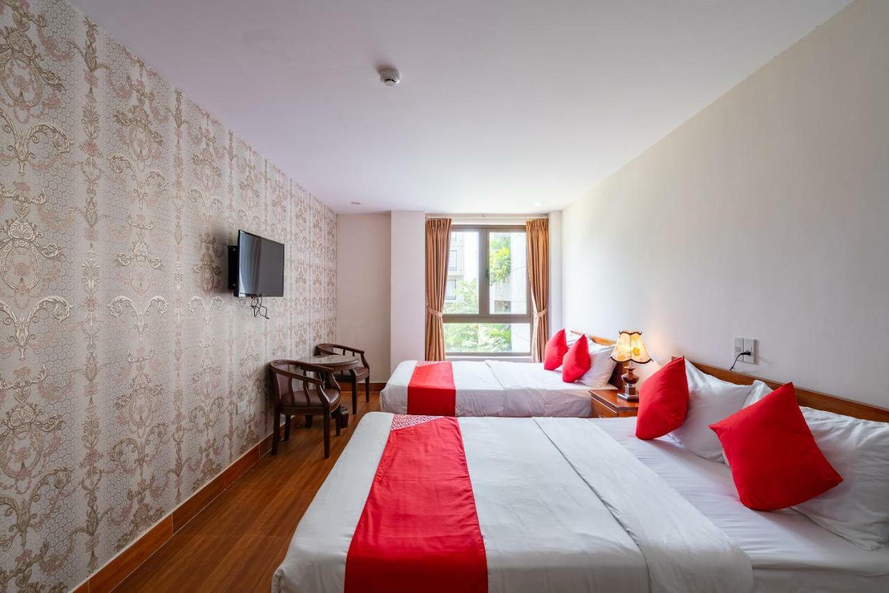 Oyo 236 Hoa Mai Boutique Hotel Дананг Екстериор снимка