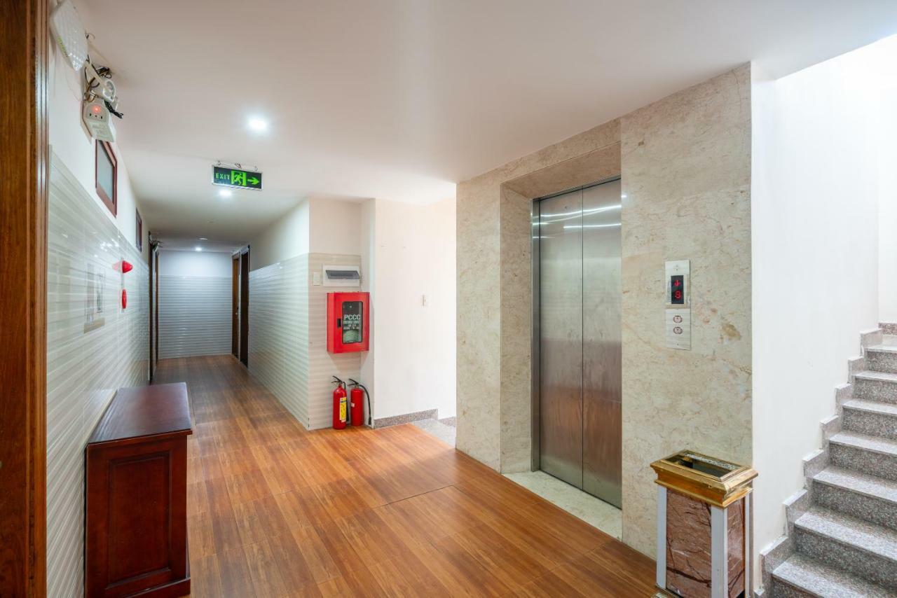 Oyo 236 Hoa Mai Boutique Hotel Дананг Екстериор снимка